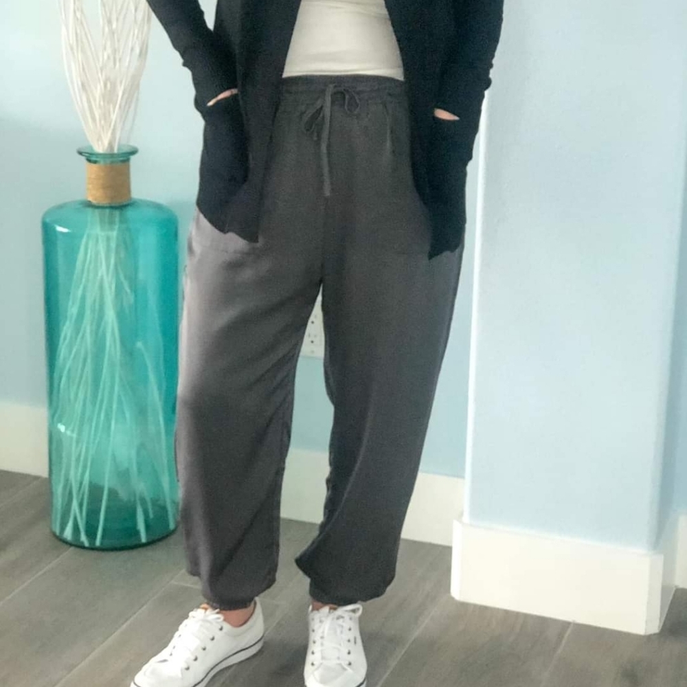 Joggers Size medium